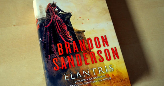 ELANTRIS | Brandon Sanderson